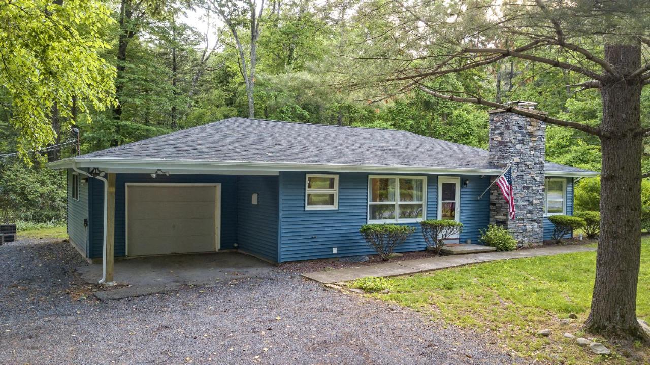 Camelback Rd Rancher- On One Acre & Near Attractions Tannersville Eksteriør bilde